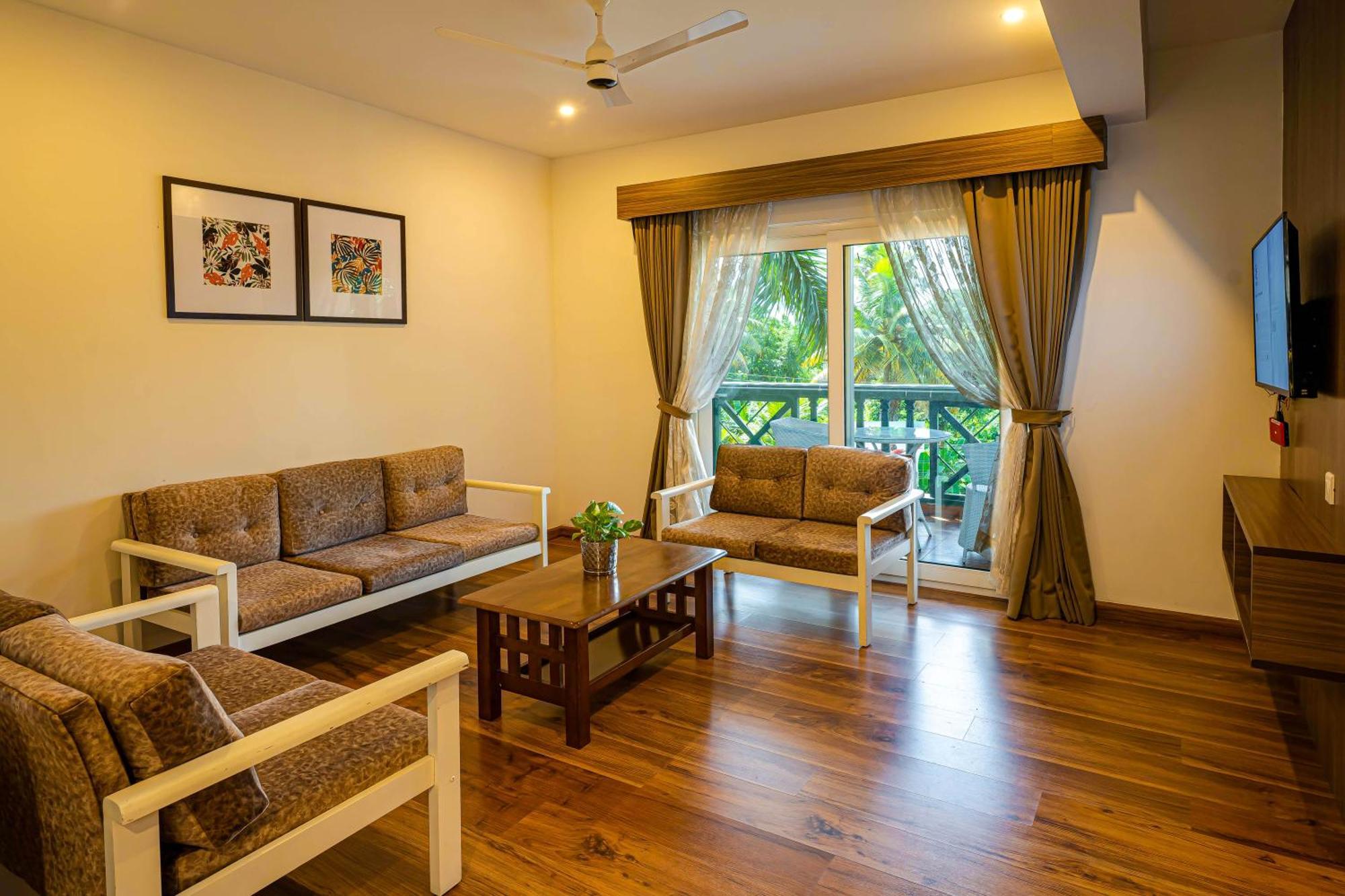 Kumarakom Park Resort Exterior photo